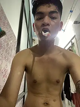 Snapshot of Kayven2003 chatting on February 11, 12:38 pm Kayven2003 online show from February 11, 12:38 pm