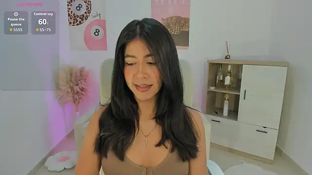 Sussan Monroe online show from April 4, 10:44 am