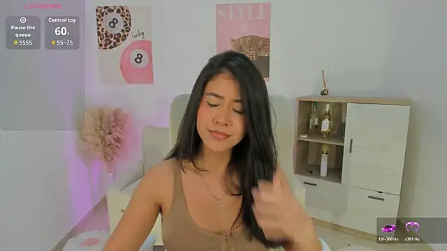 Sussan Monroe online show from April 3, 10:38 pm