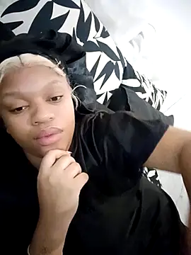 ThiqueAssKitty online show from March 21, 7:07 pm
