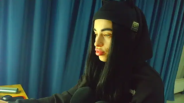 Vlada Elfie online show from March 10, 6:34 pm