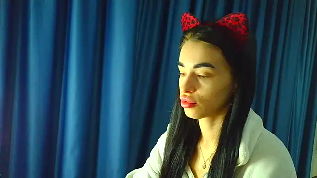 Vlada Elfie online show from March 26, 6:17 pm