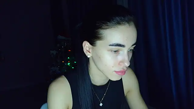 Vlada Elfie online show from January 7, 5:40 pm