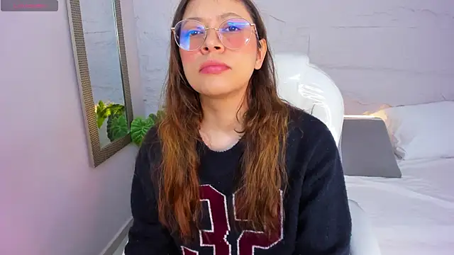 lanna 18  online show from June 26, 11:38 am