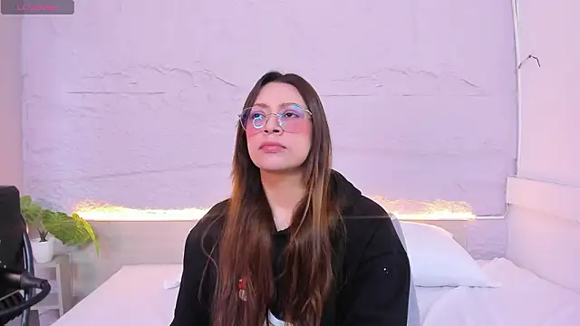 lanna 18  online show from January 15, 11:46 am