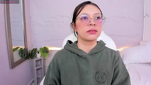 lanna 18  online show from May 23, 11:31 am