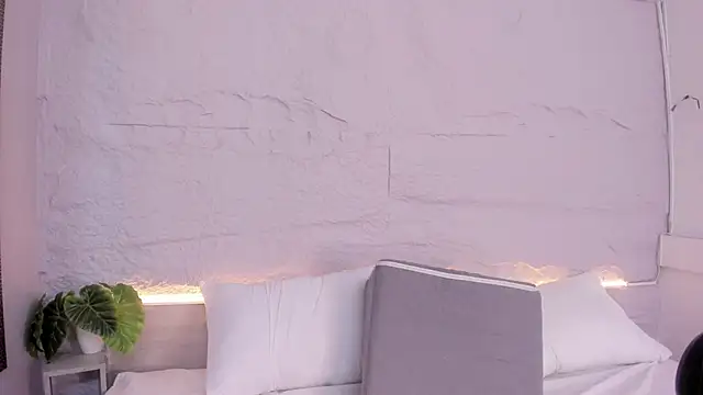 lanna 18  online show from March 12, 11:47 am