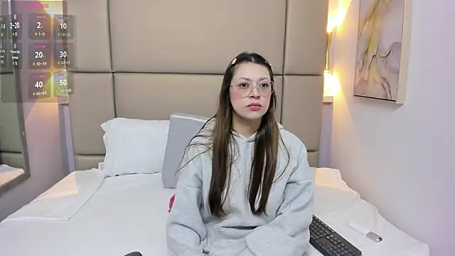 lanna 18  online show from February 13, 11:54 am