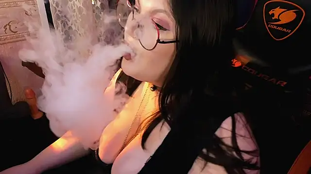 PixelMiss online show from May 19, 11:23 pm