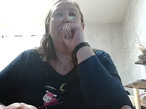 xmyriamx online show from February 27, 8:19 pm