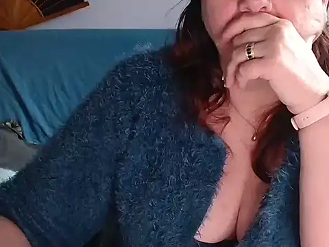 xmyriamx online show from March 28, 9:43 am