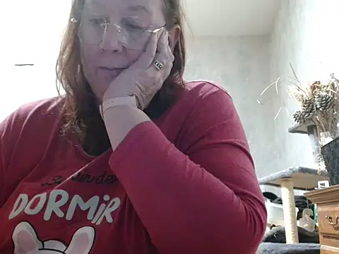 xmyriamx online show from March 5, 8:38 pm