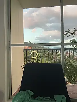 alesziarose  online show from March 15, 11:12 pm