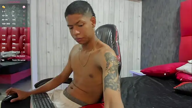 Snapshot of _erick_j chatting on February 26, 7:58 pm erick j online show from February 26, 7:58 pm