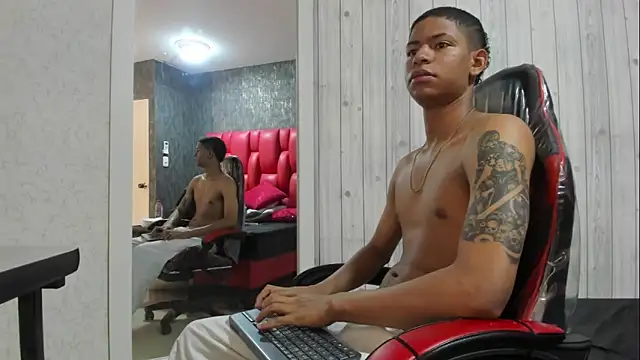  erick j online show from March 20, 7:59 pm