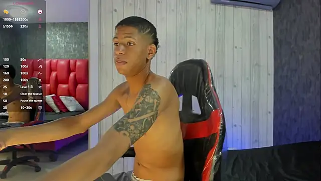 Snapshot of _erick_j chatting on February 8, 8:17 pm erick j online show from February 8, 8:17 pm