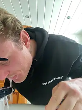 Fitlover1994 online show from January 14, 8:40 am