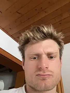 Fitlover1994 online show from January 11, 8:43 am