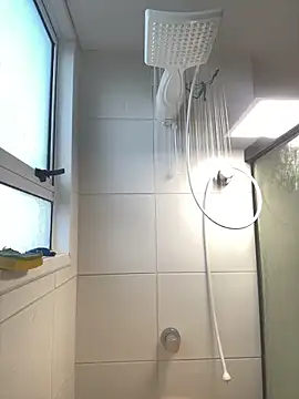 vinihfeh online show from February 10, 9:58 pm