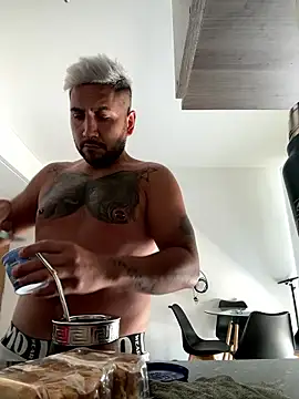 LittleRoccoph online show from January 13, 4:00 pm