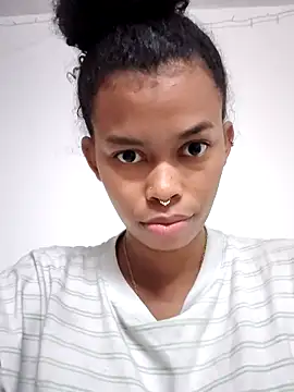 shenna brunette online show from February 28, 6:40 pm