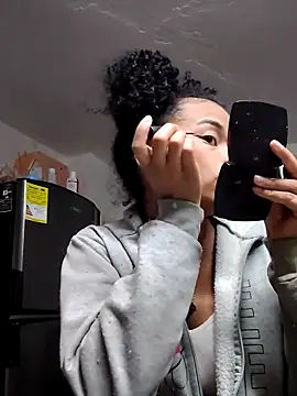 shenna brunette online show from March 10, 3:27 pm