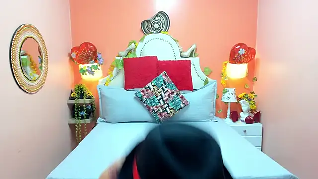 Snapshot of Dalila_Najjar_ chatting on May 28, 2:45 pm Dalila Najjar online show from May 28, 2:45 pm