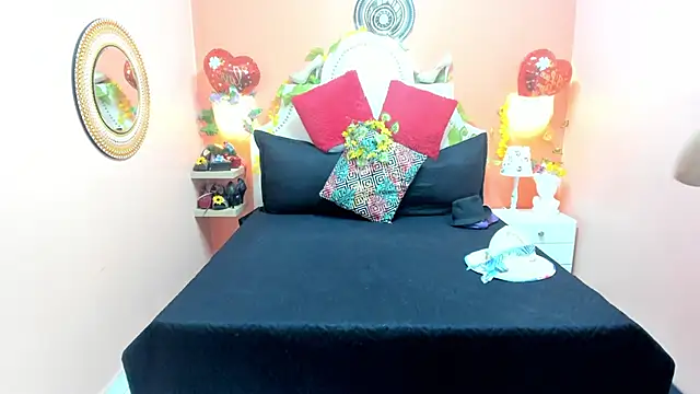 Snapshot of Dalila_Najjar_ chatting on May 15, 2:26 pm Dalila Najjar online show from May 15, 2:26 pm