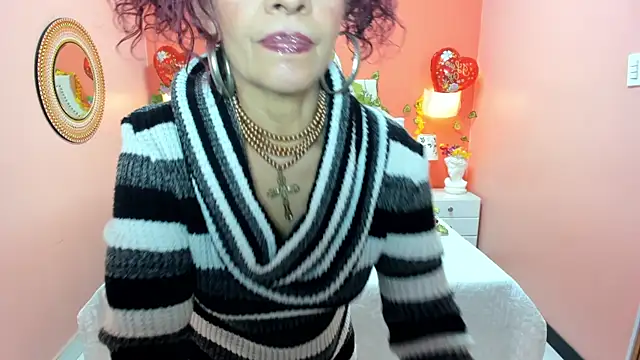 Snapshot of Dalila_Najjar_ chatting on April 25, 2:47 pm Dalila Najjar online show from April 25, 2:47 pm