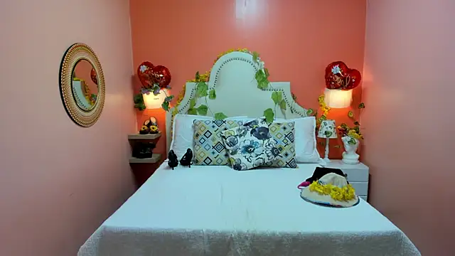Snapshot of Dalila_Najjar_ chatting on April 19, 6:10 pm Dalila Najjar online show from April 19, 6:10 pm