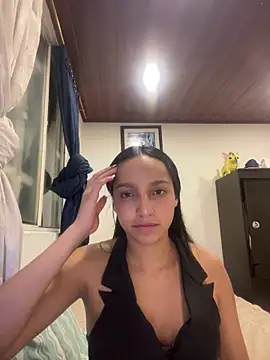 Snapshot of Eve_Ritz chatting on February 18, 4:21 am Eve Ritz online show from February 18, 4:21 am