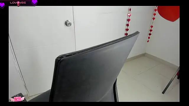 Jessica Beltrann online show from February 25, 7:58 pm