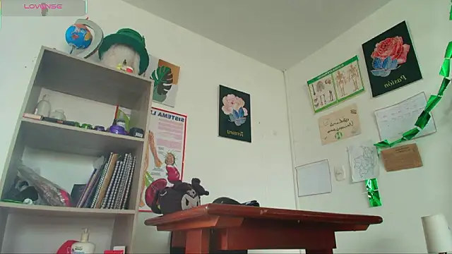 Jessica Beltrann online show from March 10, 8:13 pm