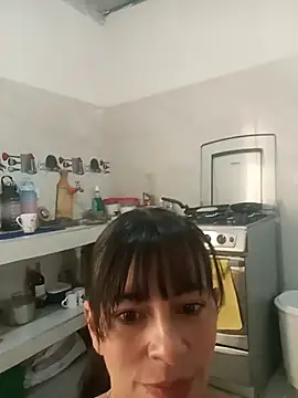 Snapshot of ilairahot chatting on February 6, 2:46 pm ilairahot online show from February 6, 2:46 pm