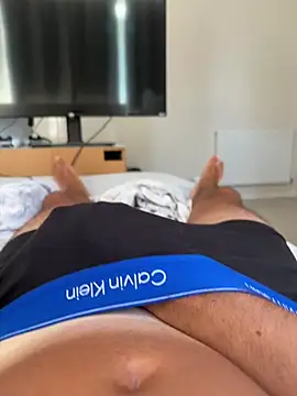 Snapshot of hrnylad_55 chatting on July 11, 10:04 am hrnylad 55 online show from July 11, 10:04 am