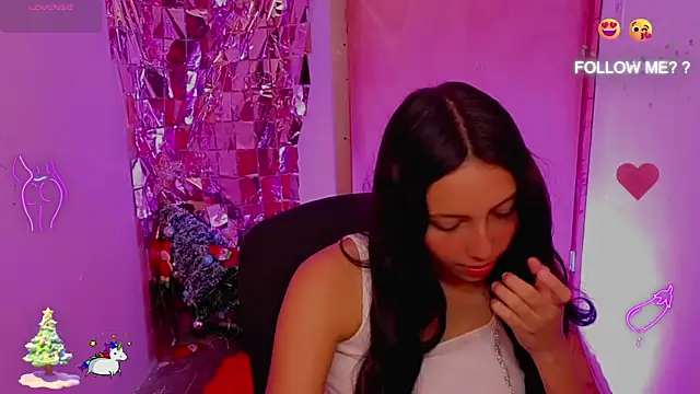 Julieta 26  online show from January 12, 2:02 pm