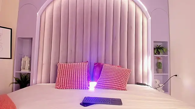 AmberStonne   online show from March 17, 2:58 am