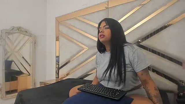 LunaFever69 online show from March 27, 3:48 am