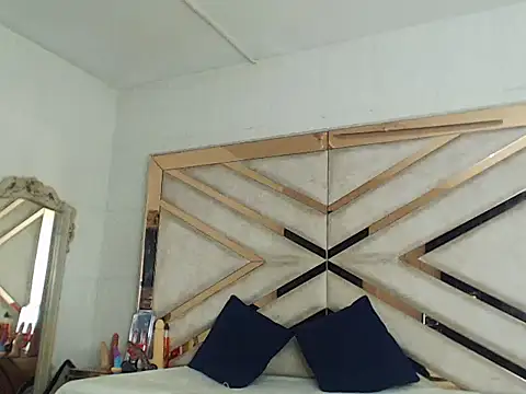 LunaFever69 online show from April 26, 3:37 am