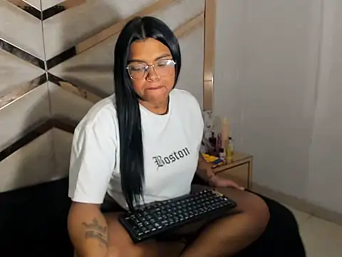 LunaFever69 online show from February 11, 3:39 am