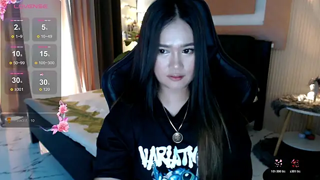 Snapshot of simplykhate chatting on February 11, 1:49 am simplykhate online show from February 11, 1:49 am