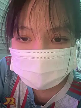 Snapshot of KemmDau chatting on June 9, 4:41 pm KemmDau online show from June 9, 4:41 pm