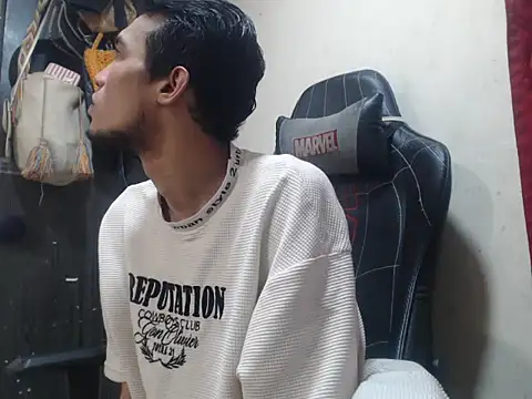 Calientes96 online show from March 1, 5:29 am