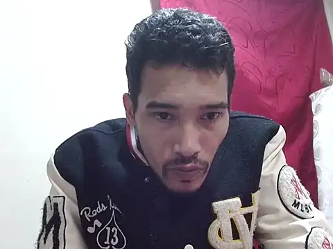 Calientes96 online show from February 13, 5:18 am