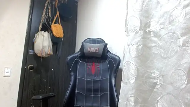 Calientes96 online show from February 6, 2:18 am