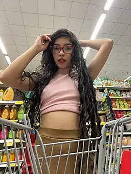 dani bela online show from April 11, 11:30 pm