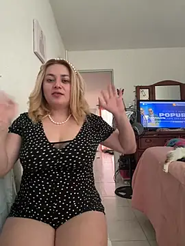 Lililuxx online show from March 22, 11:28 pm