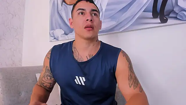 MassimoCo  online show from February 6, 9:16 am