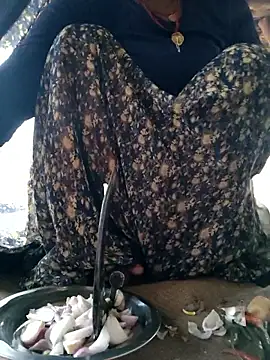 Queen chayna online show from January 8, 1:55 am