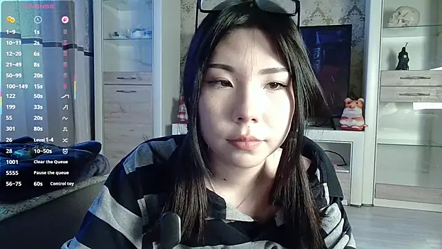 AprilOnilll online show from February 19, 10:34 am